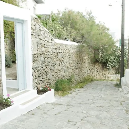 Pentara's Windmill * Mykonos Town
